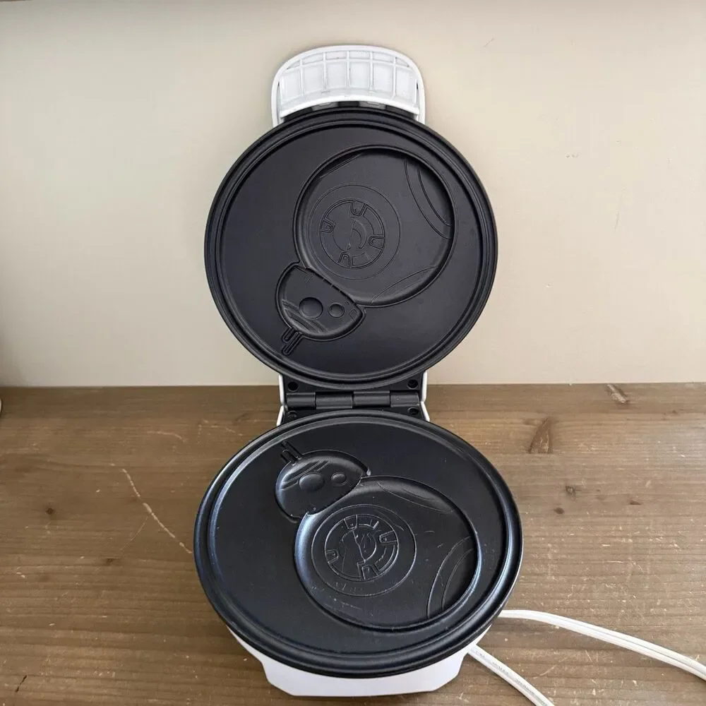 Star Wars BB-8 Waffle Maker